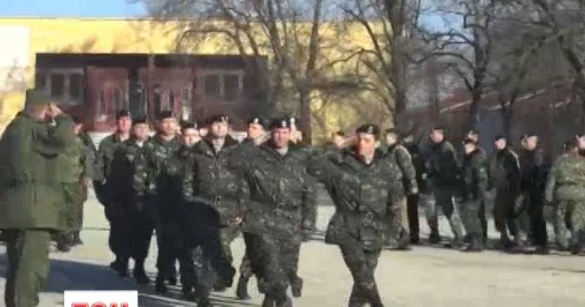 Керченські морпіхи чекають наказу, щоб виїхати з Криму