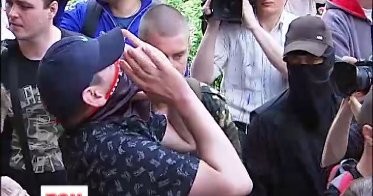Во время пикета окон не били и дверей не крушили