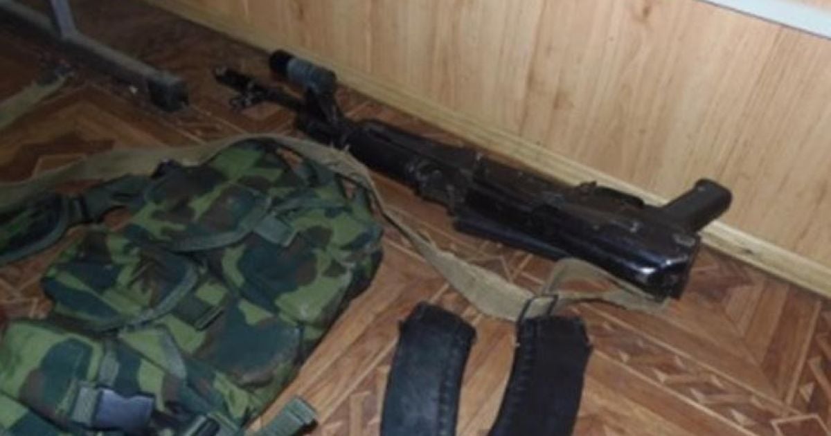 У пьяного российского военного нашли оружие