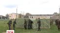 Новомобилизованые живут в казармах и в палаточных городках