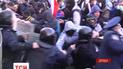 Востоком Украины прокатилась новая волна штурмов и захватов