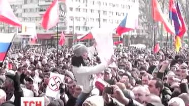 Координатори сепаратистів, які захоплюють Схід України