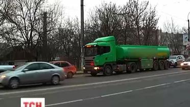 Топлива в Крыму осталось на пять дней