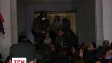 «Правый сектор» вновь требует отставки Авакова