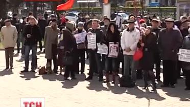 Сепаратистів на Східній Україні стало на тисячі менше