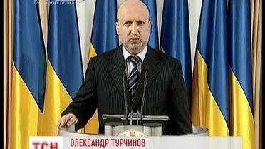 Турчинов пообещал честные президентские выборы 25 мая