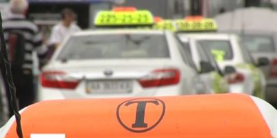 В столице открыли охоту на нелегальных таксистов