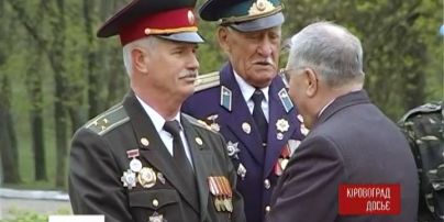 Кіровоградські ветерани не хочуть вдягати георгіївські стрічки на 9 травня