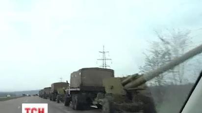 Під Донецьком заблокували колону військової техніки