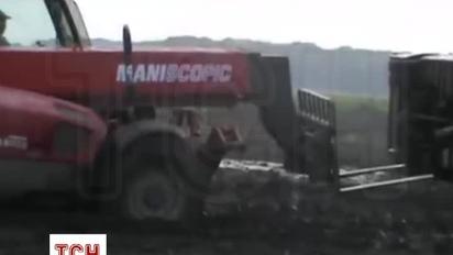 На Черкащині сильний вітер перекинув рейсовий автобус