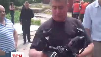 Охорона житлового комплексу "Мозаїка" напала на знімальну групу ТСН