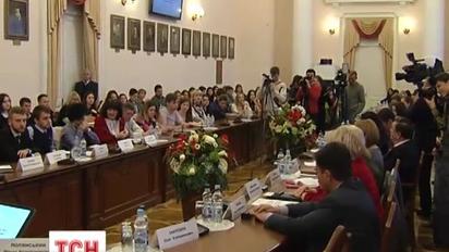 Перші кримські студенти перевелися до університетів на материку