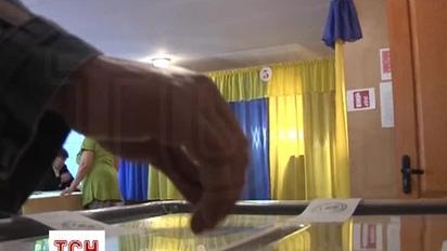 У Луганську на "референдумі" можна проголосувати за кількох осіб одразу