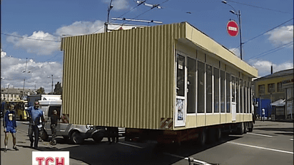 «Киевблагоустройство» проводит ликвидацию незаконно установленных киосков