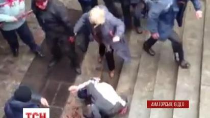 В Харькове пророссийские активисты избили людей, которые выступили за целостность Украины