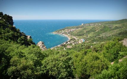 Российские туроператоры жалуются на срыв курортного сезона в Крыму
