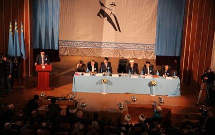 Курултай крымских татар поддержал создание национальной автономии