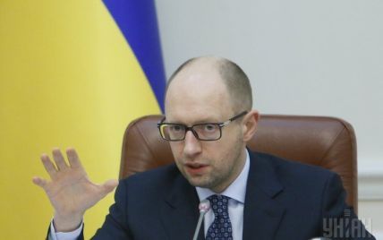 Яценюк заявил, что Аваков и Ярема вылетели в Харьков и Донецк "с четким планом действий"