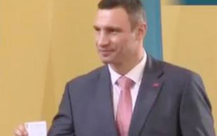Кличко отримав тимчасове посвідчення мера Києва