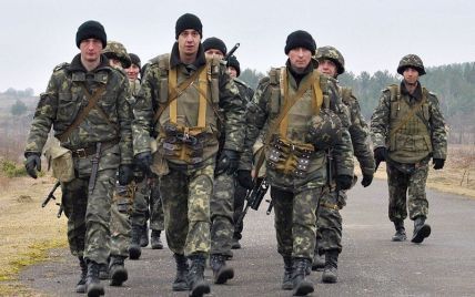 Крымских военнослужащих, сохранивших верность присяге, обещают расселить на Киевщине