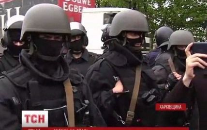 На Харьковщине автоколонна сепаратистов пыталась прорваться через границу силовиков