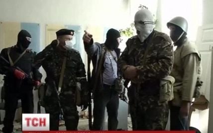 Луганские сепаратисты обещают выставить женщин перед баррикадами в случае штурма СБУ