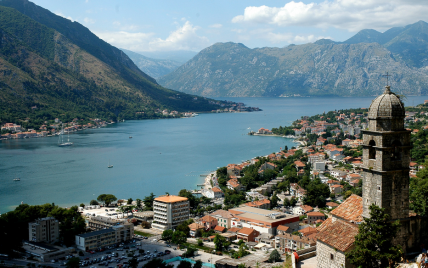 Мандрівка по Чорногорії: де недорого купити делікатеси і безкоштовно переночувати