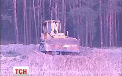 На Киевщине делкам грозит мизерный штраф за тонны незаконно добытого песка и уничтоженную экологию