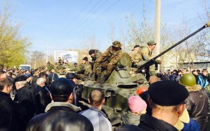 Військові, які здали зброю сепаратистам у Краматорську, підуть під суд