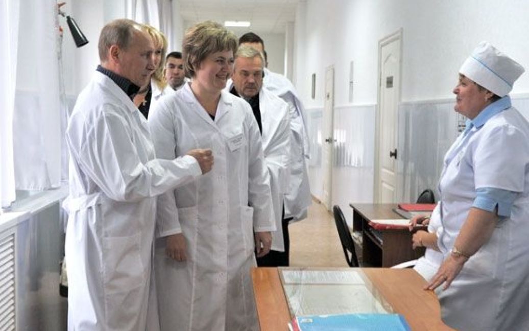 Прем&#039;єр-міністр РФ Володимир Путін у Білгородській області відвідав дільничну лікарню. / © premier.gov.ru