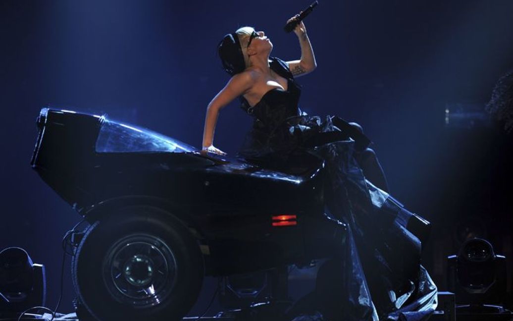 Виступ Леді Гага на Bambi Award 2011 / © jetsetter.ua