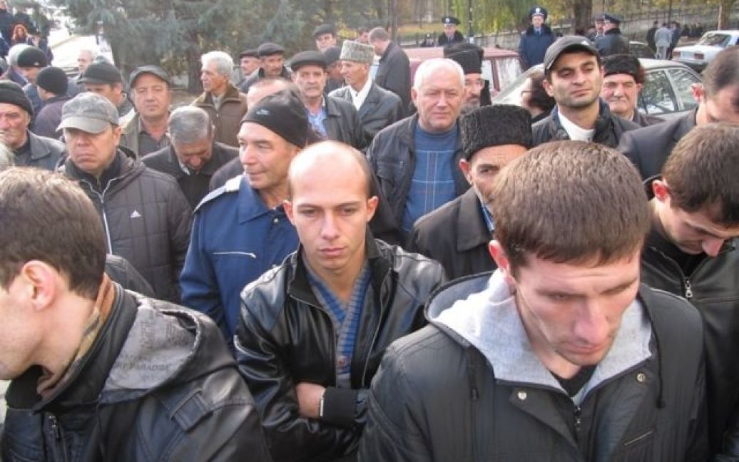 Мітинг прихильників Меджлісу "Ні &mdash; провокаторам! Так &mdash; єдності кримськотатрського народу!" / © Меджліс