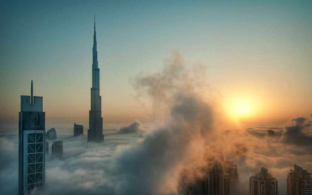Туман в Дубаї. Фото Catalin Marin / © National Geographic