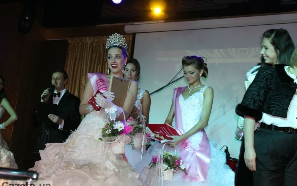 У Вінниці провели конкурс "Наречена року 2011", в якому перемогла 20-річна Дар&rsquo;я Скідан. / © Наречена року 2011