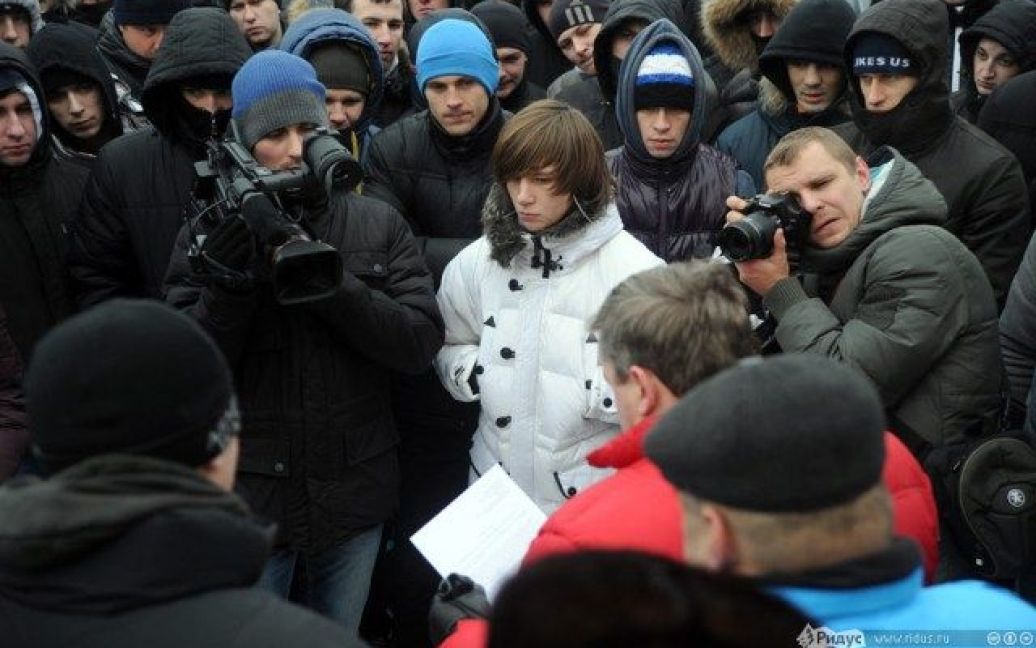 Натовп фанатів з Москви нагрянув до Малоярославця / © Ridus