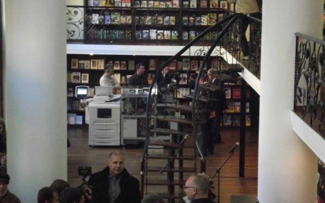 "Сяйво книги" стане першим магазином книжкової муніципальної мережі. / © Сегодня