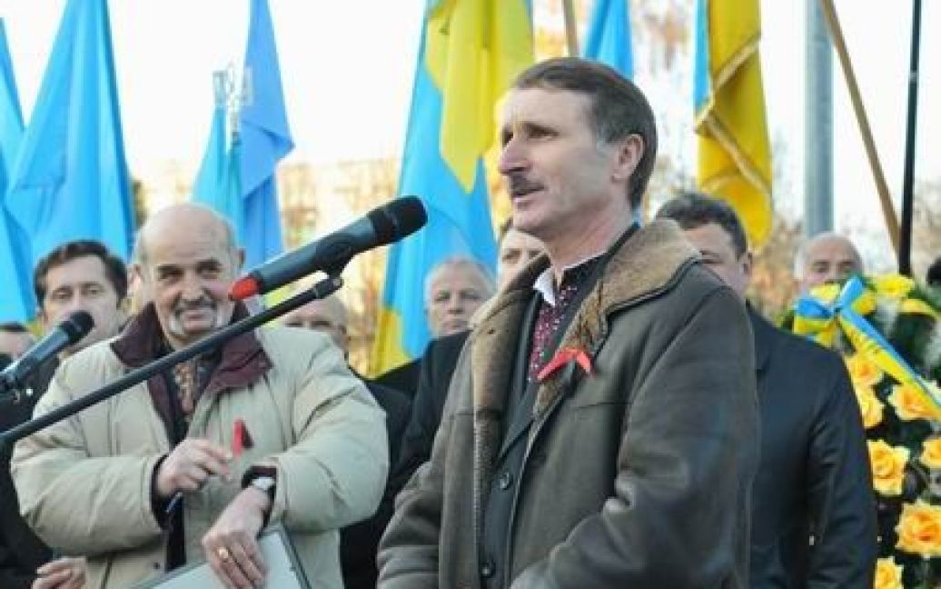 У Самборі відкрили і освятили пам&rsquo;ятник Бандері / © прес-служба КУН