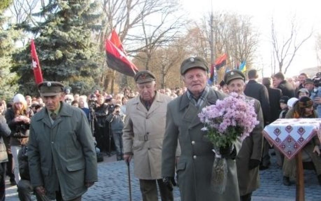 У Самборі відкрили і освятили пам&rsquo;ятник Бандері / © ЗІК