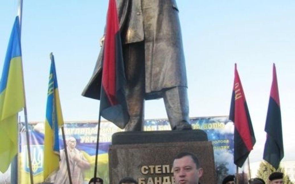 У Самборі відкрили і освятили пам&rsquo;ятник Бандері / © ЗІК