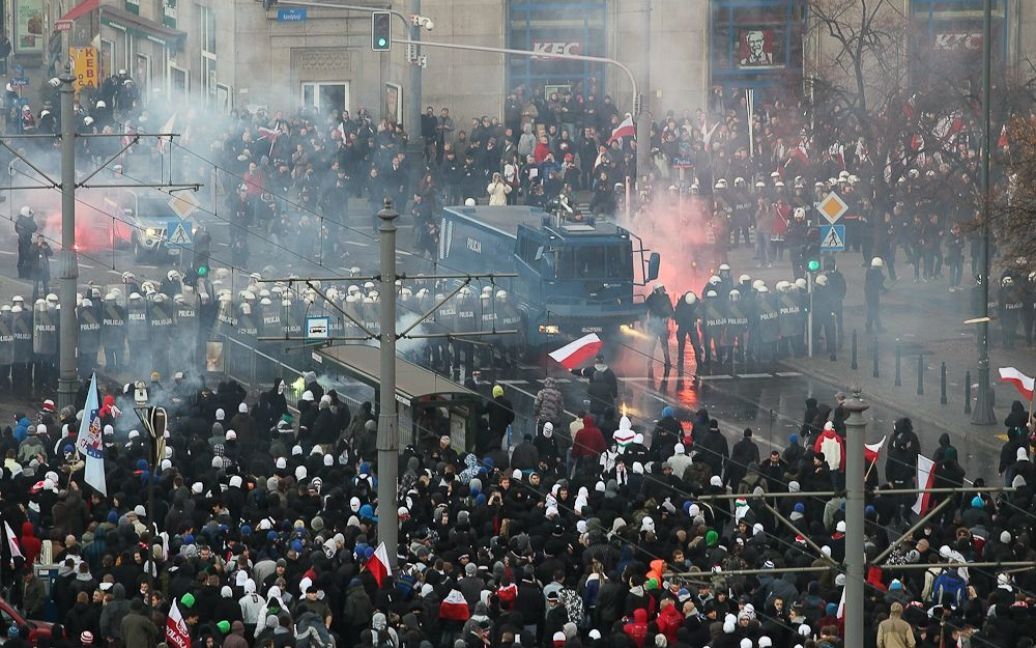 Бійка на День незалежності Польщі у Варшаві / © gazeta.ua