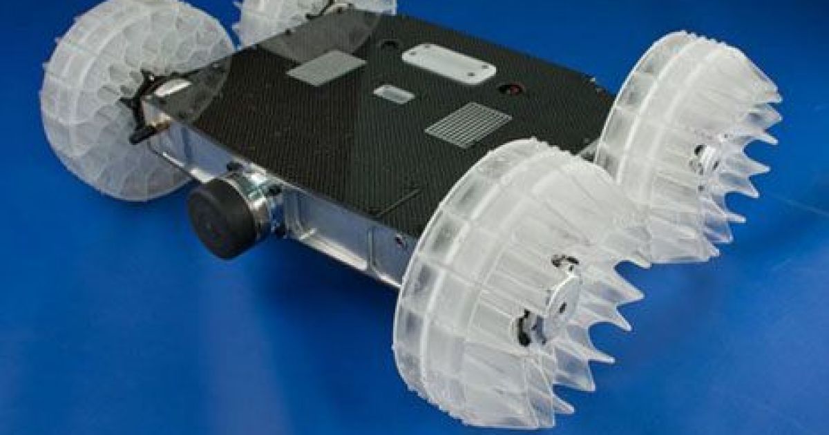 Робот Sand Flea