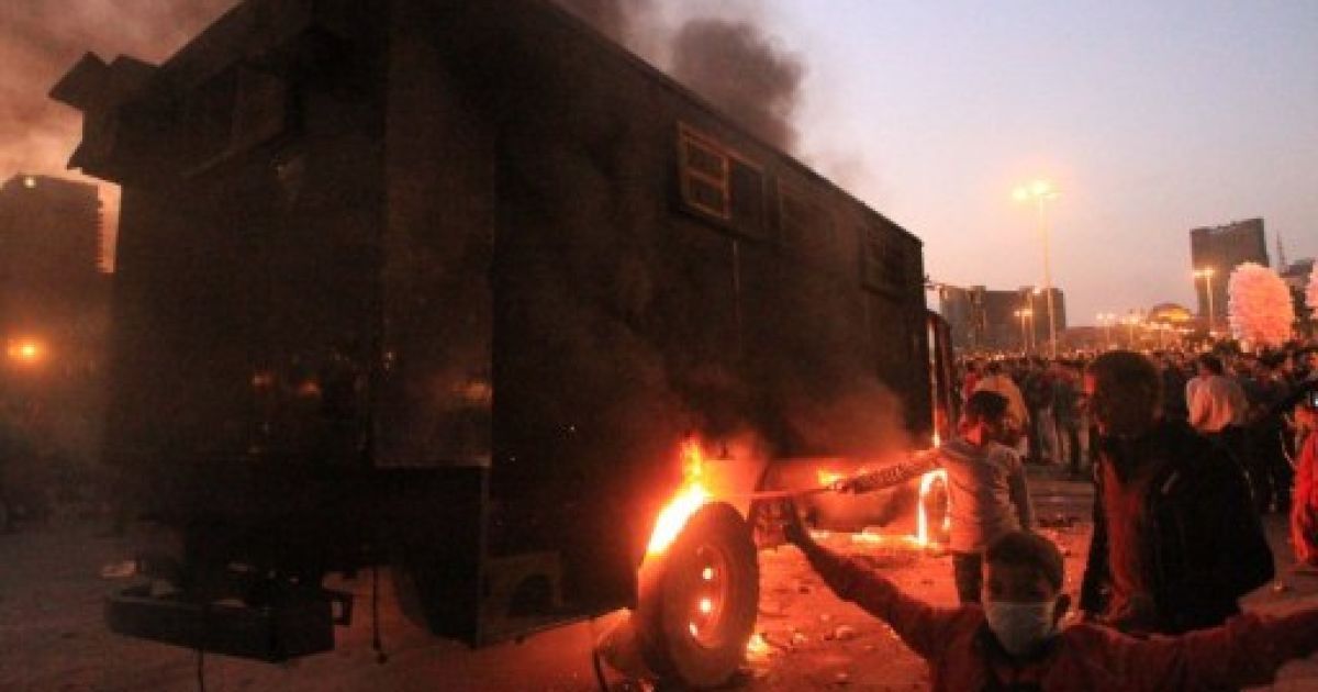 У Каїрі у сутичках демонстрантів з поліцією загинули 22 особи / © AFP