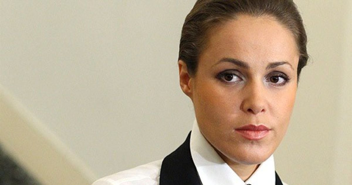 Королевська надіслала журналістам копії своїх дипломів