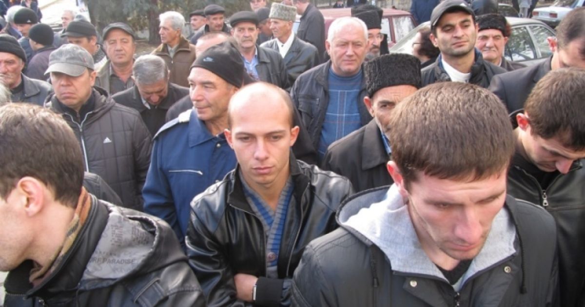 Мітинг прихильників Меджлісу "Ні &mdash; провокаторам! Так &mdash; єдності кримськотатрського народу!" / © Меджліс