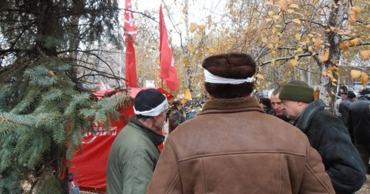 В Донецьку були госпіталізовані 11 чорнобильців, які почали голодувати 15 листопада, протестуючи проти скорочення їм пенсійних виплат. / © Остров