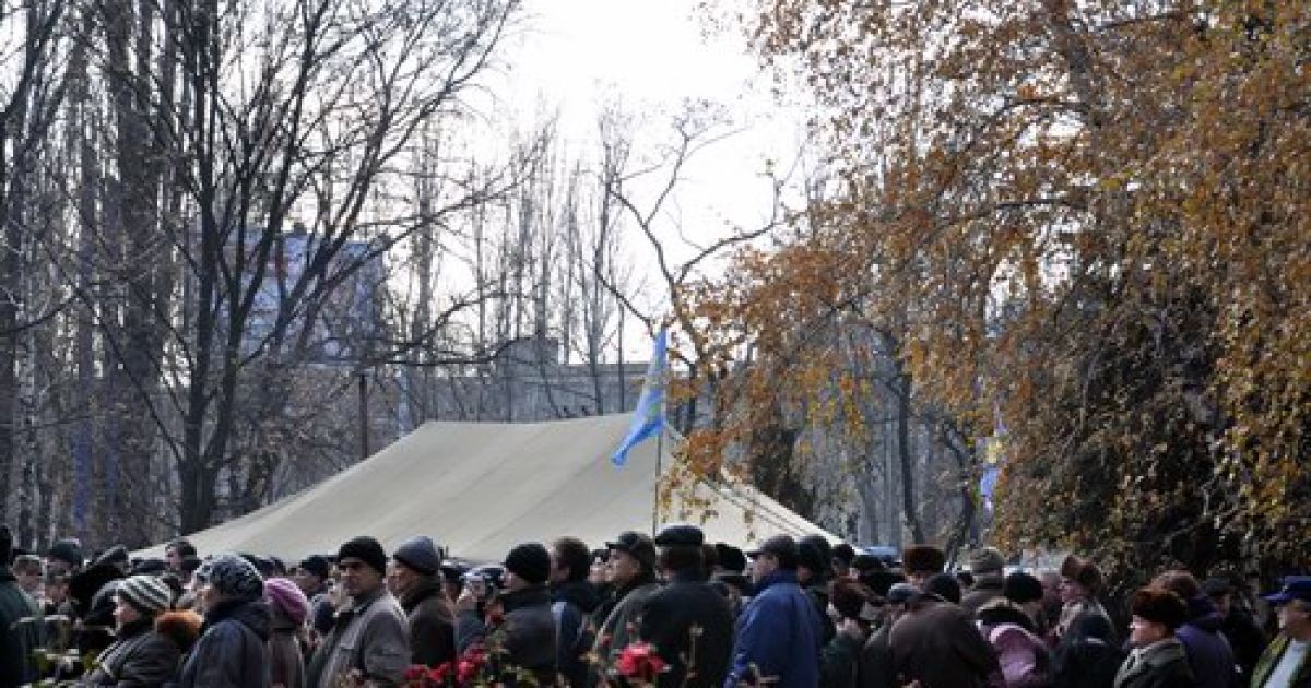 В Донецьку були госпіталізовані 11 чорнобильців, які почали голодувати 15 листопада, протестуючи проти скорочення їм пенсійних виплат. / © Остров
