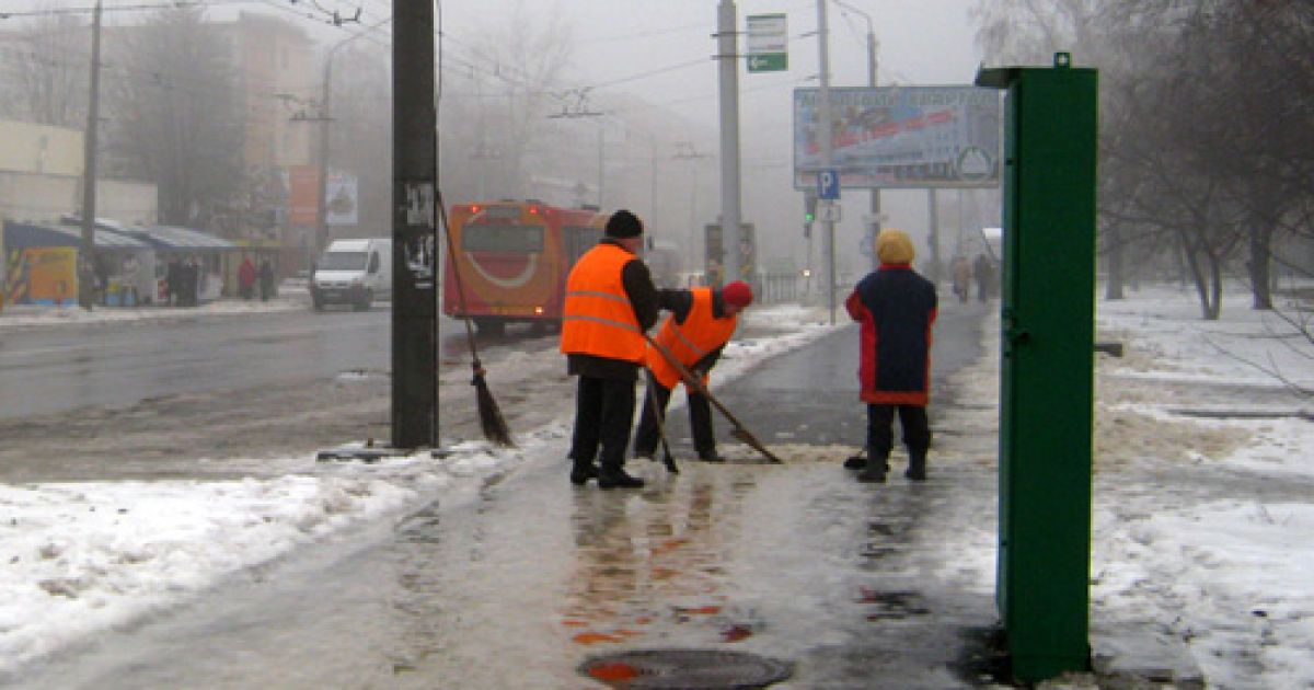 ДАІ попереджає київських водіїв про небезпечну ожеледицю