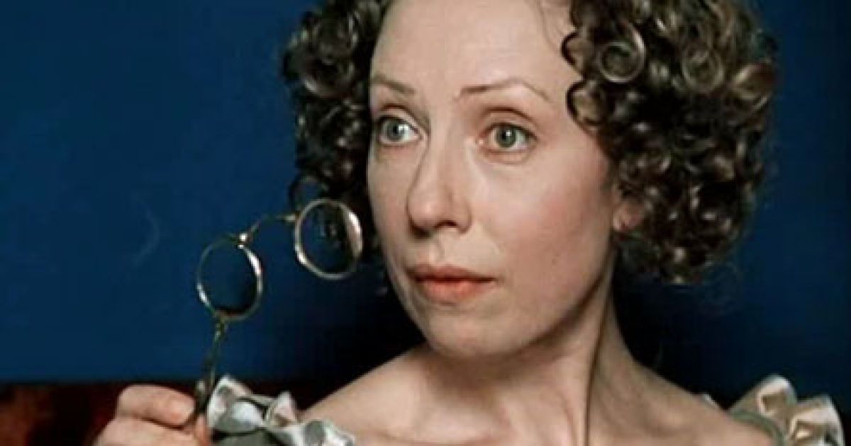 Акторка не вперше ламає руку