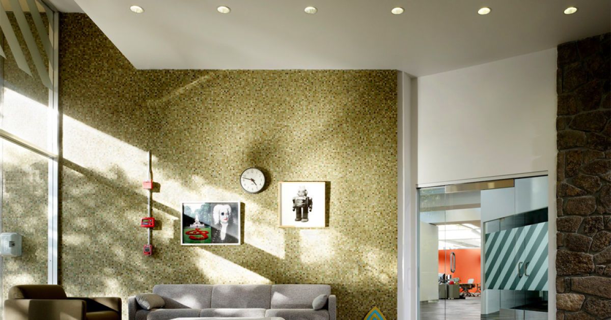 У приміщенні загальною площею 13,935 квадратних метрів працюють більше 700 людей. / © bigpicture.ru