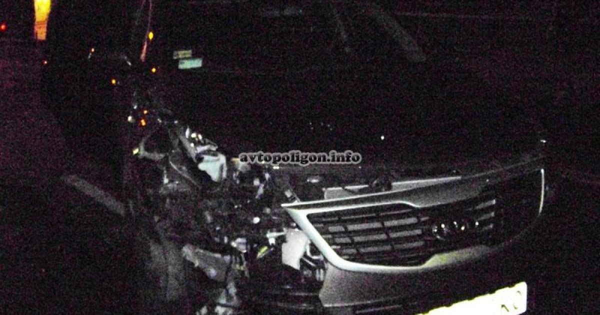 У трагічному ДТП біля "Гідропарку" загинув пішохід і розбились 4 авто / © avtopoligon.info